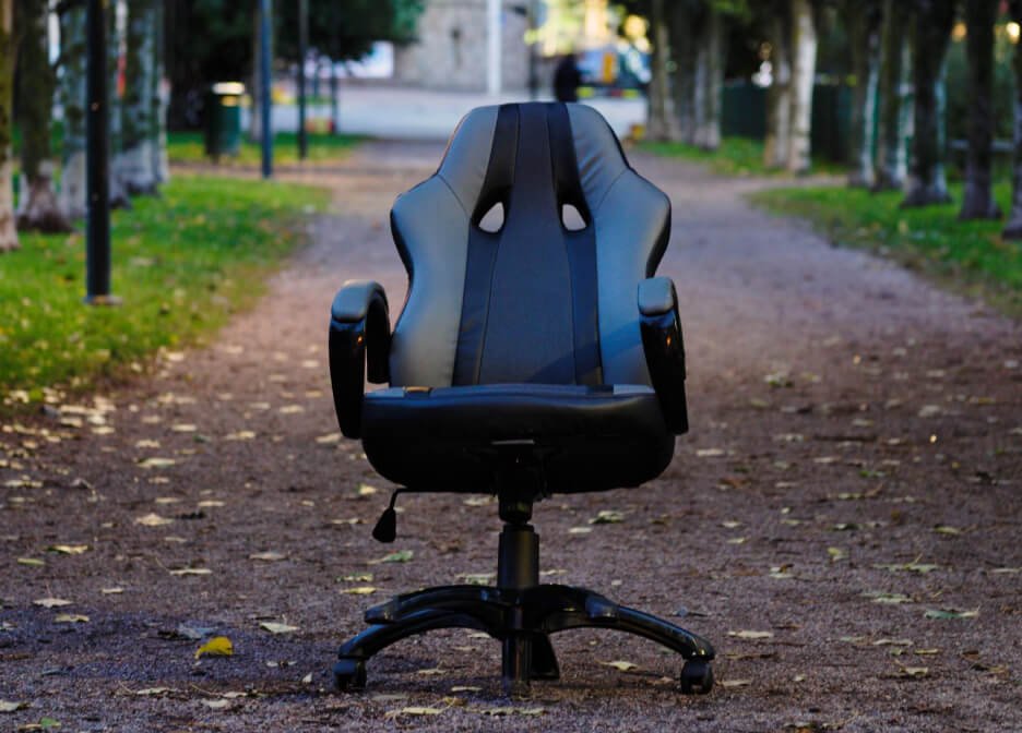 Maximize your gaming comfort with this ergonomic chair